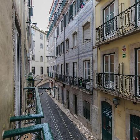 Lovelystay - Vintage Flat Near Santa Justa Elevator! Lisboa Ngoại thất bức ảnh